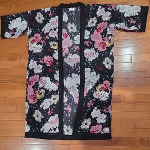 Summer & Rose Black Floral Kimono